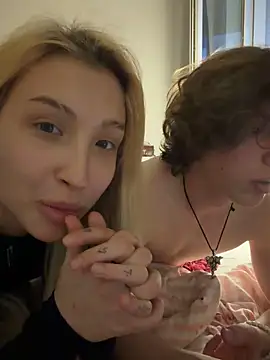 lisonya Webcam Show