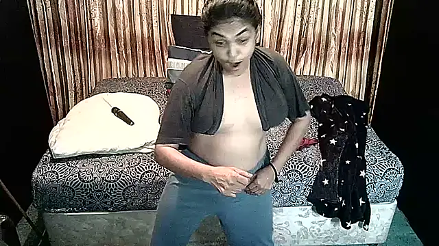 צ'אט XXX בשידור חי של Indian_blaze006