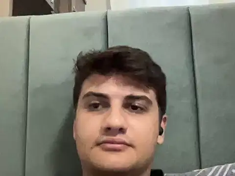 hazel_boy Adlı Modelin Web Kamerası Şovu