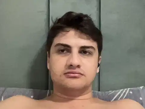 hazel_boy webkamerás műsora