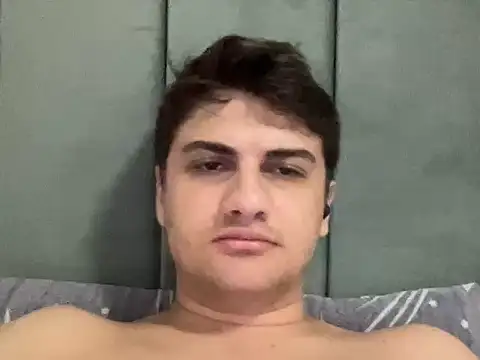 عرض كام hazel_boy