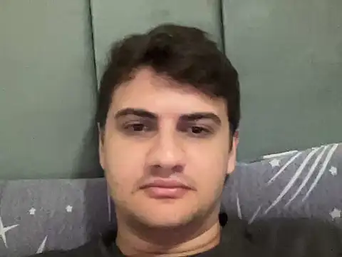 عرض كام hazel_boy
