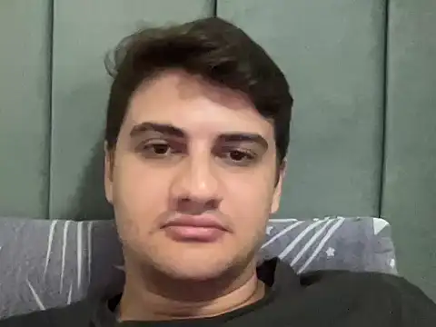 hazel_boy Adlı Modelin Web Kamerası Şovu