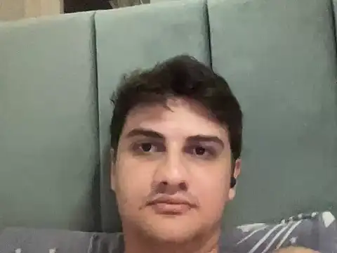 عرض كام hazel_boy