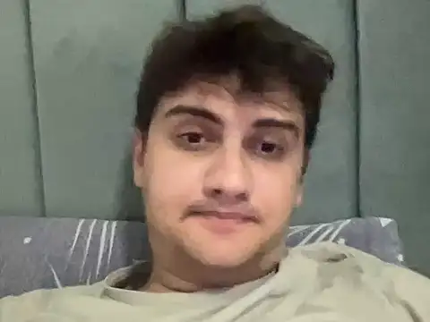 عرض كام hazel_boy