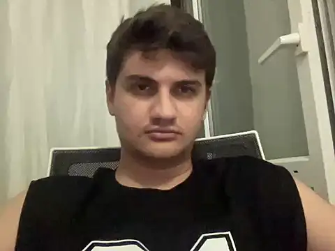 hazel_boy Webcam Show