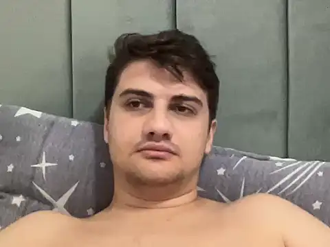 عرض كام hazel_boy