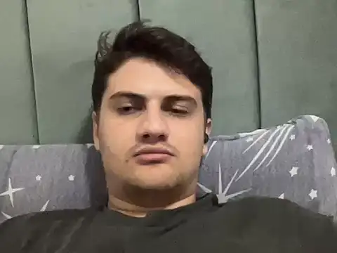 hazel_boy: διαδικτυακό σόου στην κάμερα