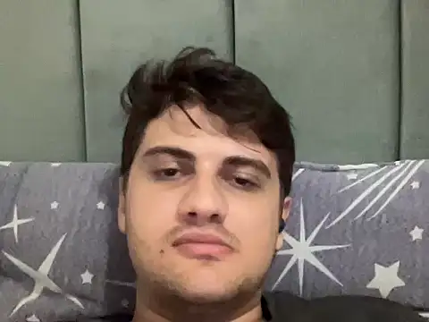 عرض كام hazel_boy