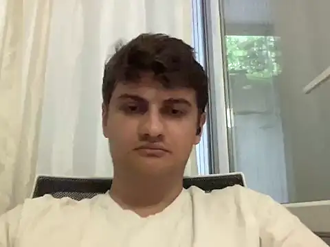 hazel_boy Adlı Modelin Web Kamerası Şovu