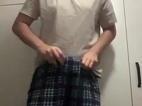 hazel_boy Adlı Modelin Web Kamerası Şovu