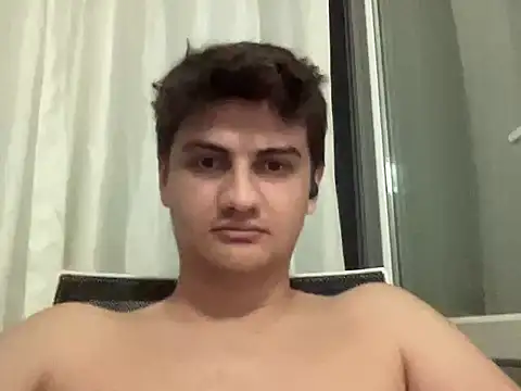 عرض كام hazel_boy