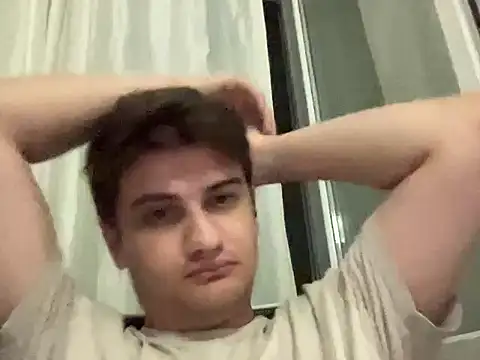 عرض كام hazel_boy