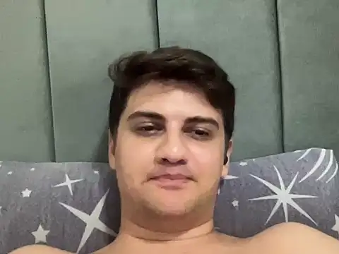 عرض كام hazel_boy