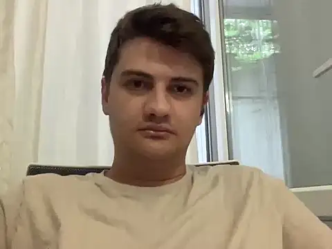 hazel_boy: διαδικτυακό σόου στην κάμερα