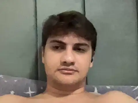 hazel_boy Adlı Modelin Web Kamerası Şovu