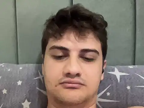 عرض كام hazel_boy