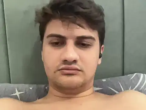 hazel_boyn Webbikameraesitys