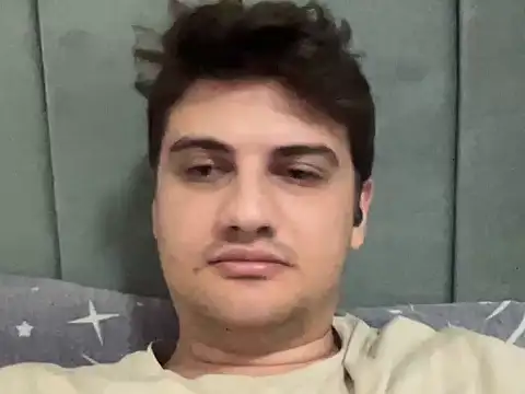 hazel_boy webkamerás műsora