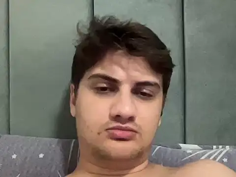 عرض كام hazel_boy