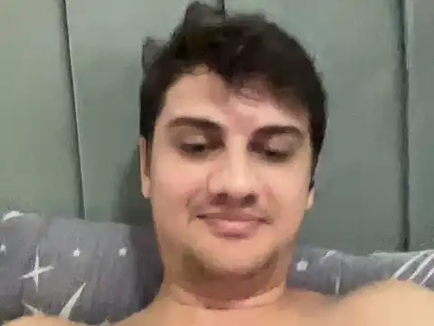 عرض كام hazel_boy