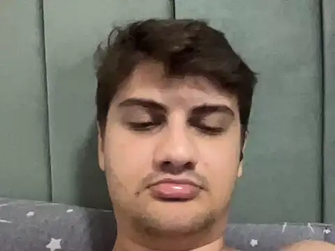 hazel_boy 在線直播表演