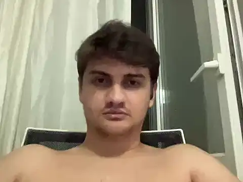 عرض كام hazel_boy