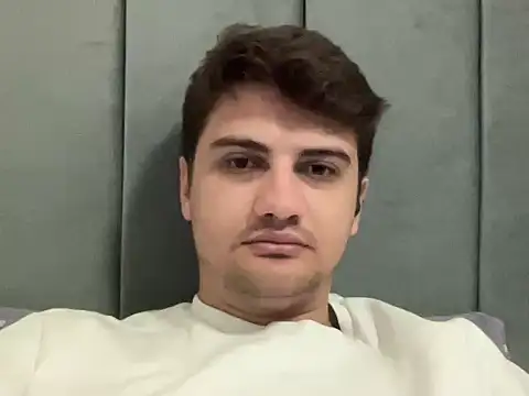 عرض كام hazel_boy