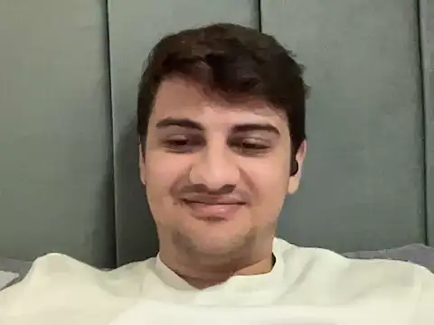hazel_boy Show Webcam