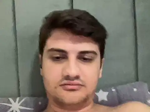 عرض كام hazel_boy
