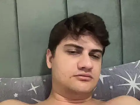 عرض كام hazel_boy