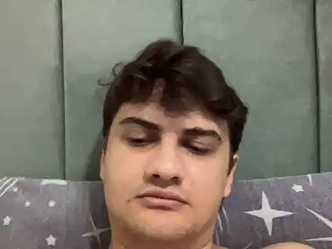 hazel_boy 在線直播表演