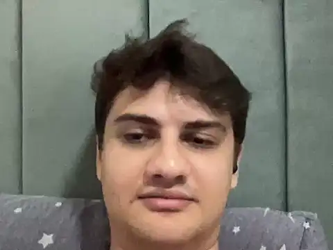 hazel_boy webkamerás műsora