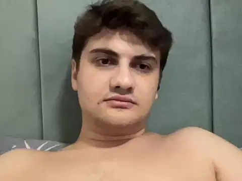 عرض كام hazel_boy