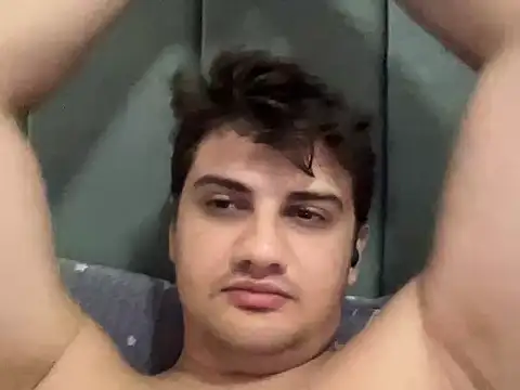 hazel_boy Adlı Modelin Web Kamerası Şovu