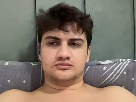 عرض كام hazel_boy