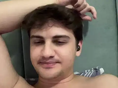 عرض كام hazel_boy