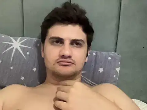 عرض كام hazel_boy