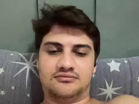 hazel_boy Adlı Modelin Web Kamerası Şovu