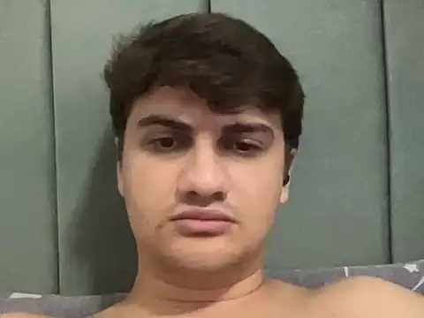 عرض كام hazel_boy