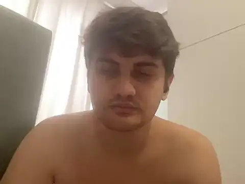 عرض كام hazel_boy