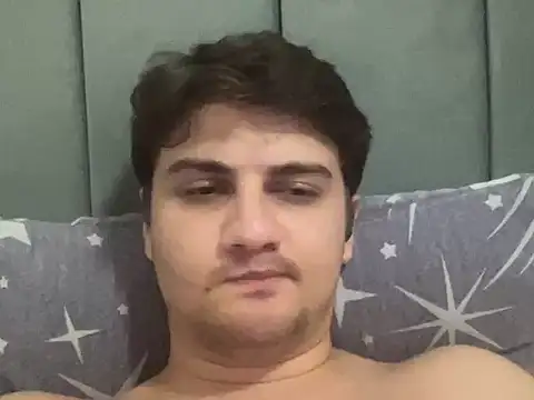 Show modela hazel_boy na web-kameri