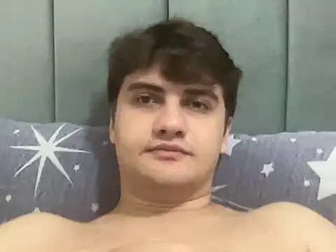 عرض كام hazel_boy