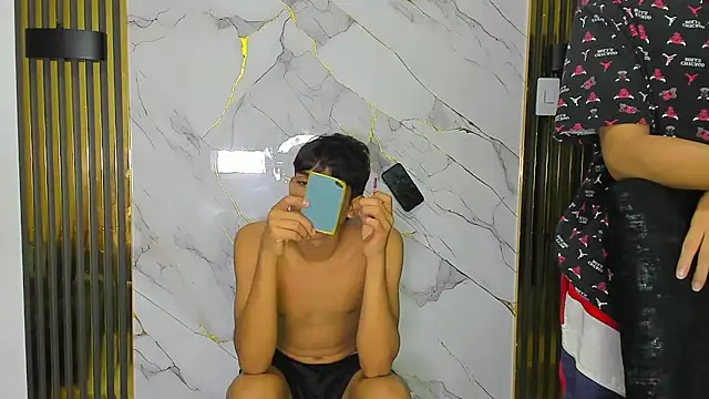 Show de juanjo_sexxx18 na webcam