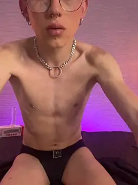 SweetDareX Show in webcam