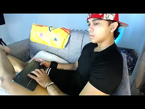 noahprada Шоу с уебкамера