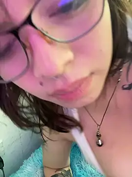 BabySixxxx – Kamerová šou
