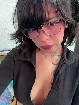 BabySixxxx 라이브 XXX 채팅