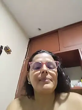 Bella_Morena27's Live XXX Chat