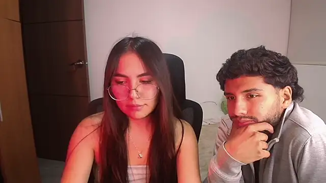 הופעת וובקאם של abbyyandmaxx